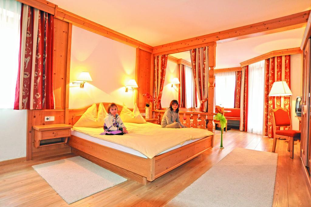 Hotel Loffele Weissbriach Pokoj fotografie